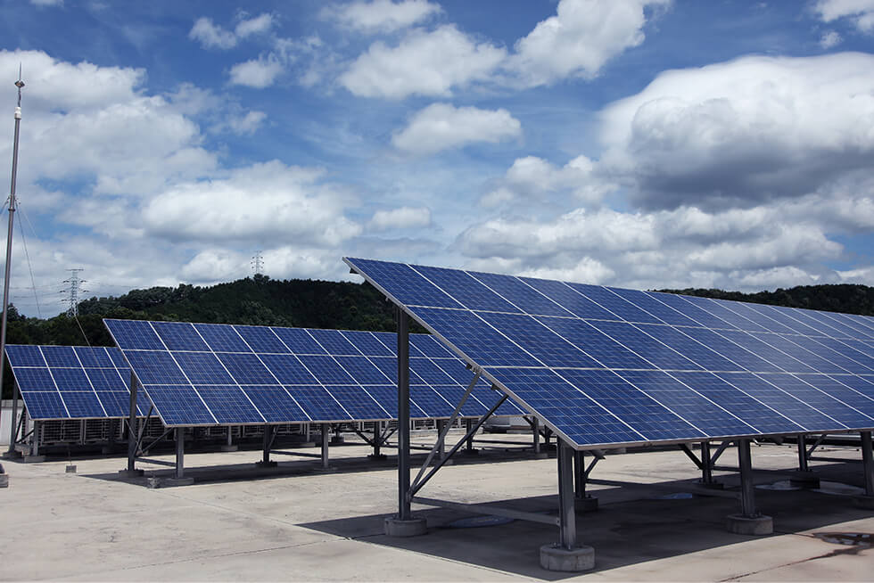 写真:太陽光発電で使用されている架台